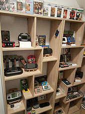 Ściana z handheldami