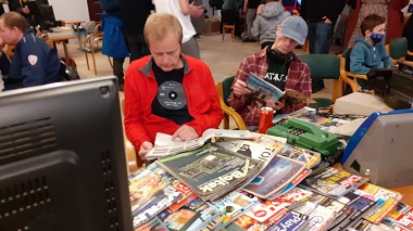 Krakowskie Rterospekcje IX - stanowisko Zapachu Papieru